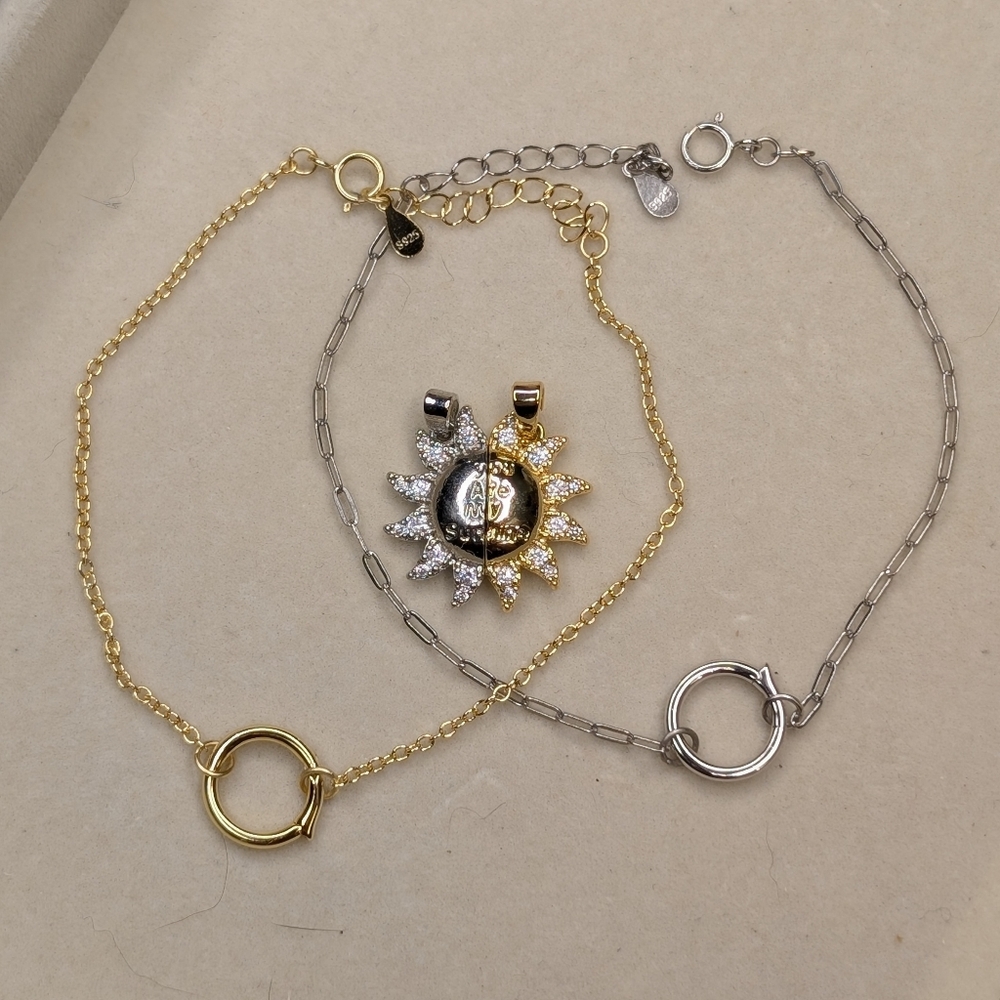 Sterling Silver Charm Bracelet Split Pendants! - image 1